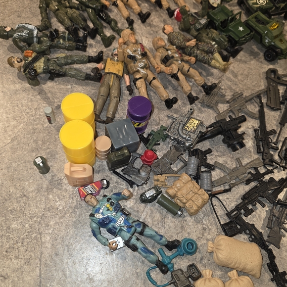 (J54) Combat/Army Playset with Vehicles and Soldiers Bundle - Picture 2 of 8